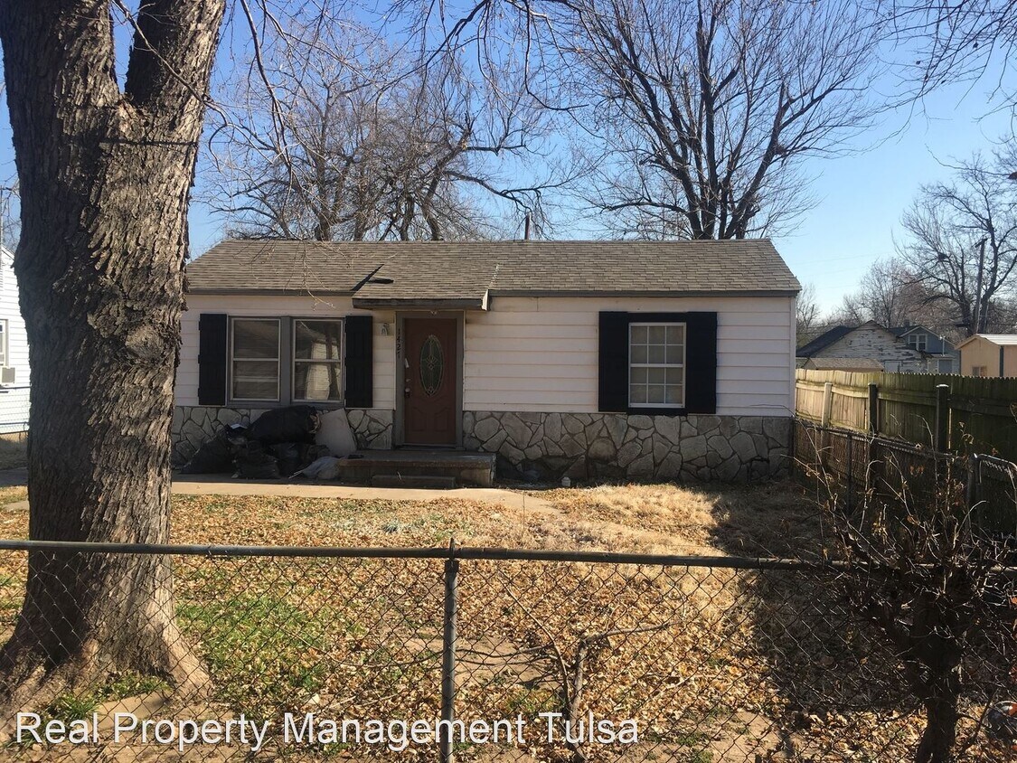 Foto principal - 2 br, 1 bath House - 1427 N Rosedale