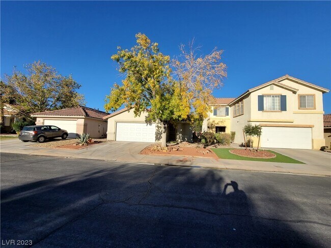 Foto del edificio - 9524 Kelly Creek Ave