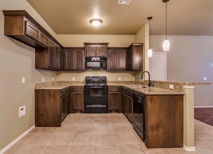 113 Bison Ct Way, Mustang, OK 73064 Townhome Rentals in Mustang OK