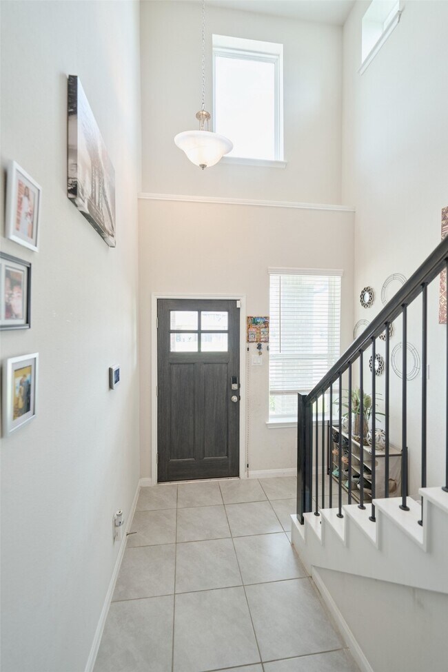 Building Photo - 12312 Swae Lee St