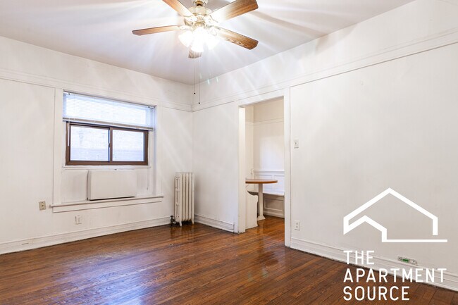 Building Photo - 3036 N Halsted St