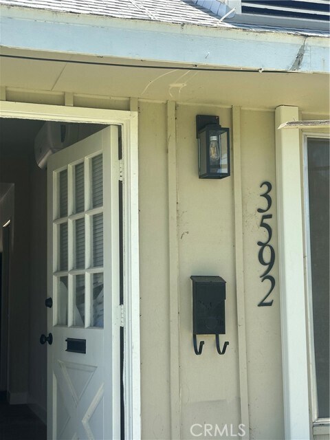 Foto del edificio - 3592 Myers St