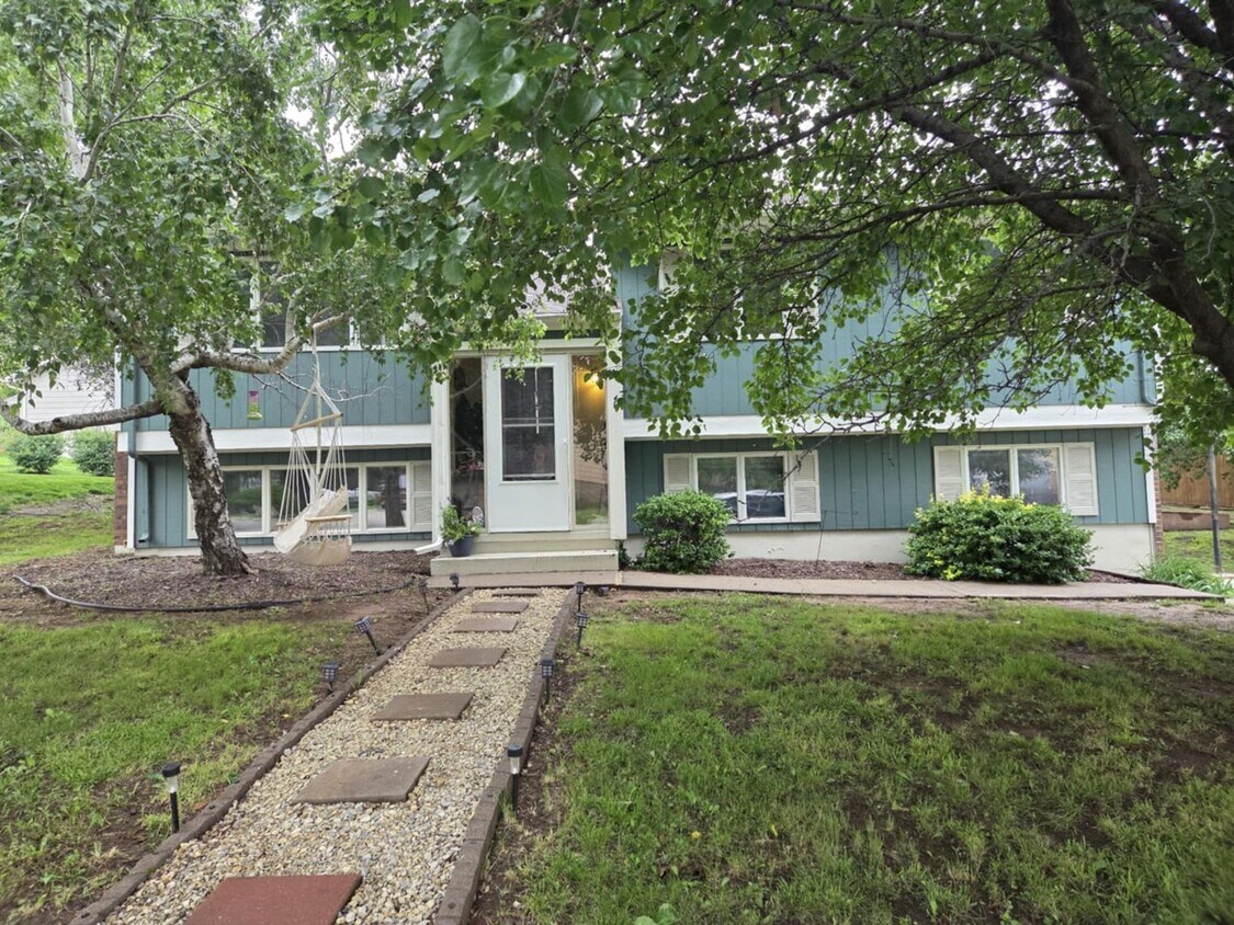 Foto principal - 609 Wheatland Dr