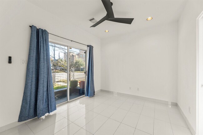 Foto del edificio - 1524 Blodgett St