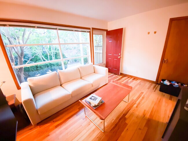 Foto del edificio - 2746 Southeast 35th Place