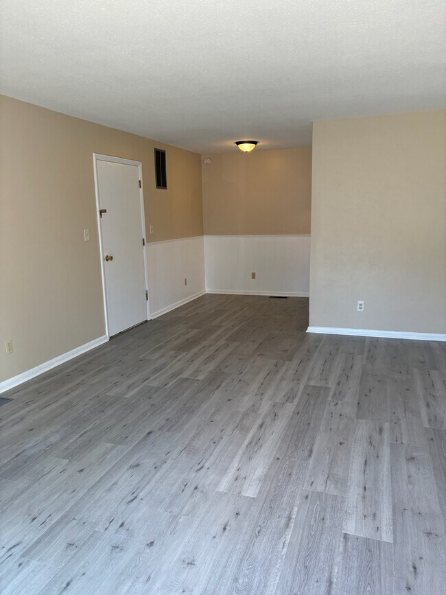 Foto del edificio - 820 4TH ST