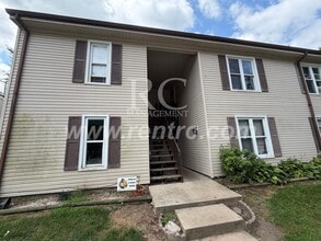 Building Photo - 123 E Attica St