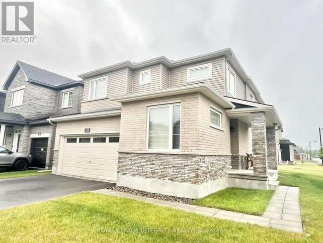 Building Photo - 169 Gosling Cres