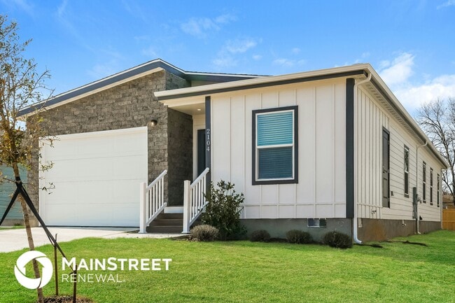 Building Photo - 2104 Belzise Terrace