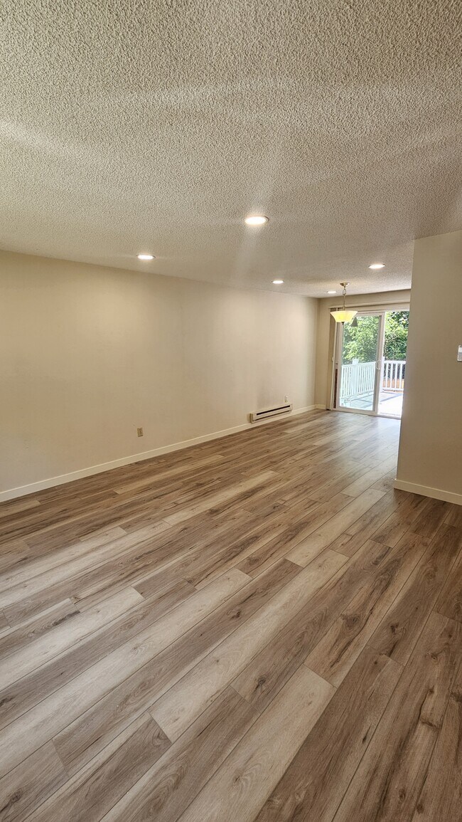 Foto del edificio - 6005 6th Ave SE