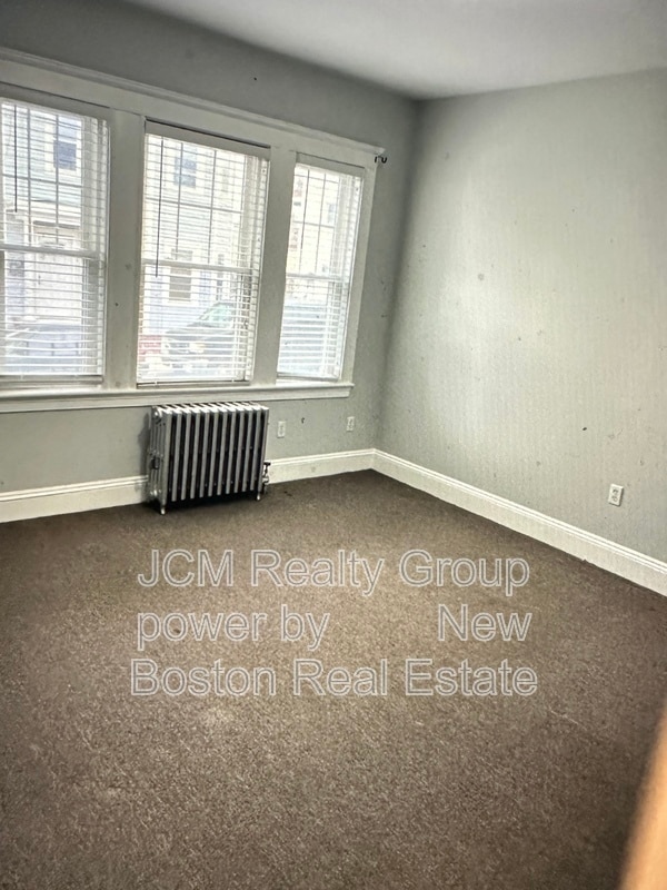 Building Photo - 100 Maverick St