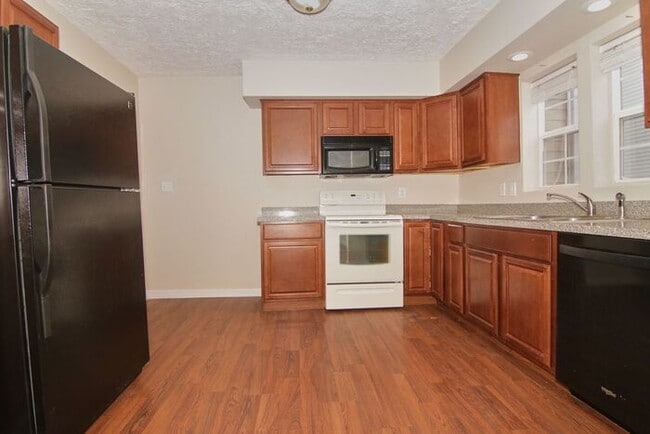 Building Photo - Beautiful Home near Downtown Noblesville