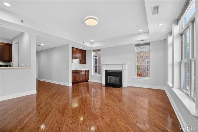 Foto del edificio - 500 North and South Rd