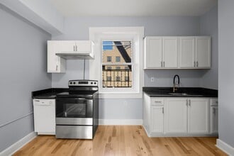 Building Photo - 112 W Mulberry St