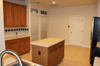 Building Photo - 22 Scotch Pine Ct