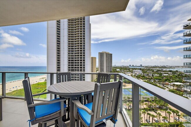 Foto del edificio - 3100 N Ocean Dr