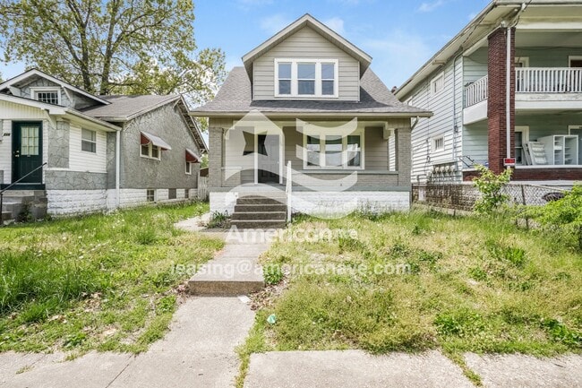 Building Photo - 716 Iowa Ave
