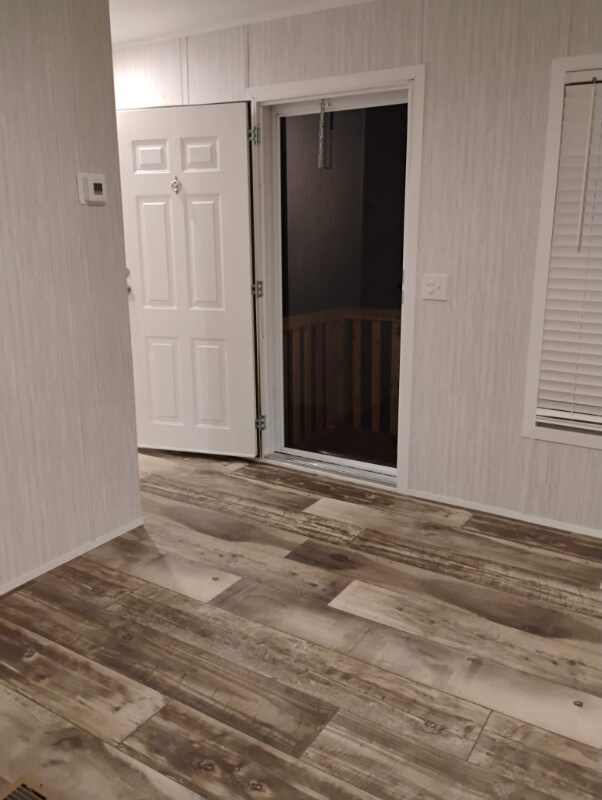 Foto del edificio - 17096 Barnard Ln