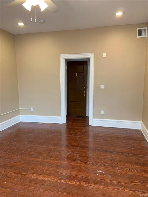 Foto del edificio - 728 Delaware Ave