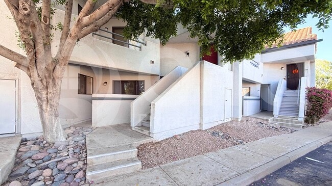 Photo - 1800 W Elliot Rd Apartment