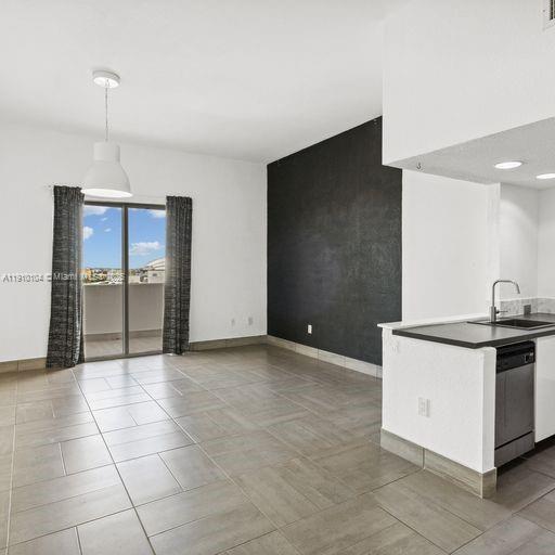 Foto del edificio - 36 NW 6th Ave