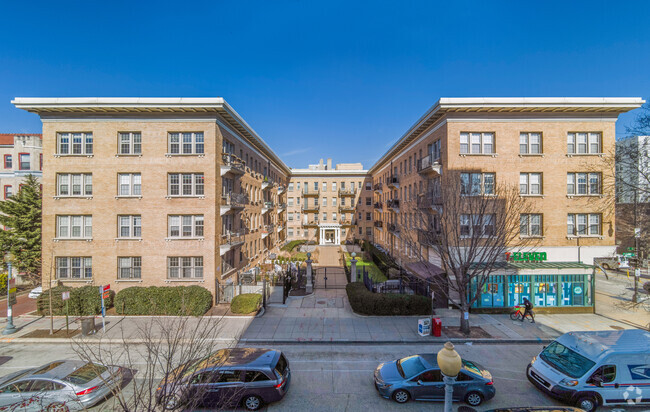 Foto del edificio - Adams Court