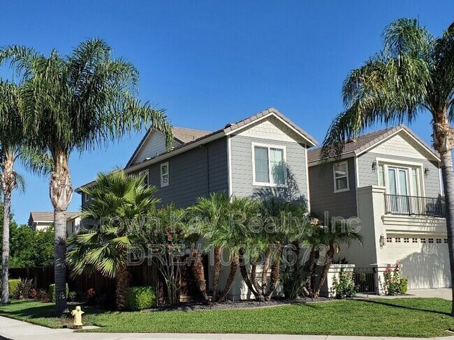 Building Photo - 2287 Lighthouse Cir