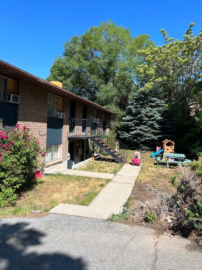 Foto del edificio - South Provo 2 bedroom apartment!