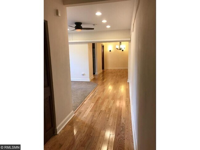 Building Photo - 1402 Portland Ave