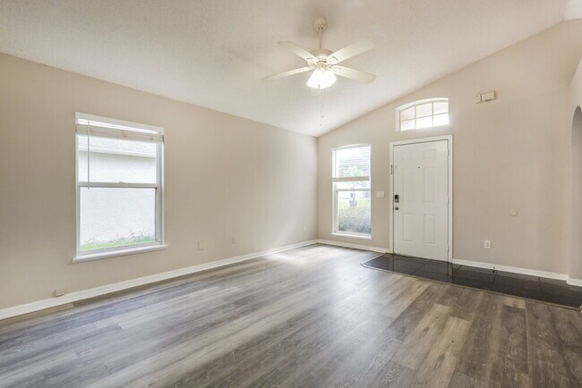 Foto del edificio - 5529 New Cambridge Rd