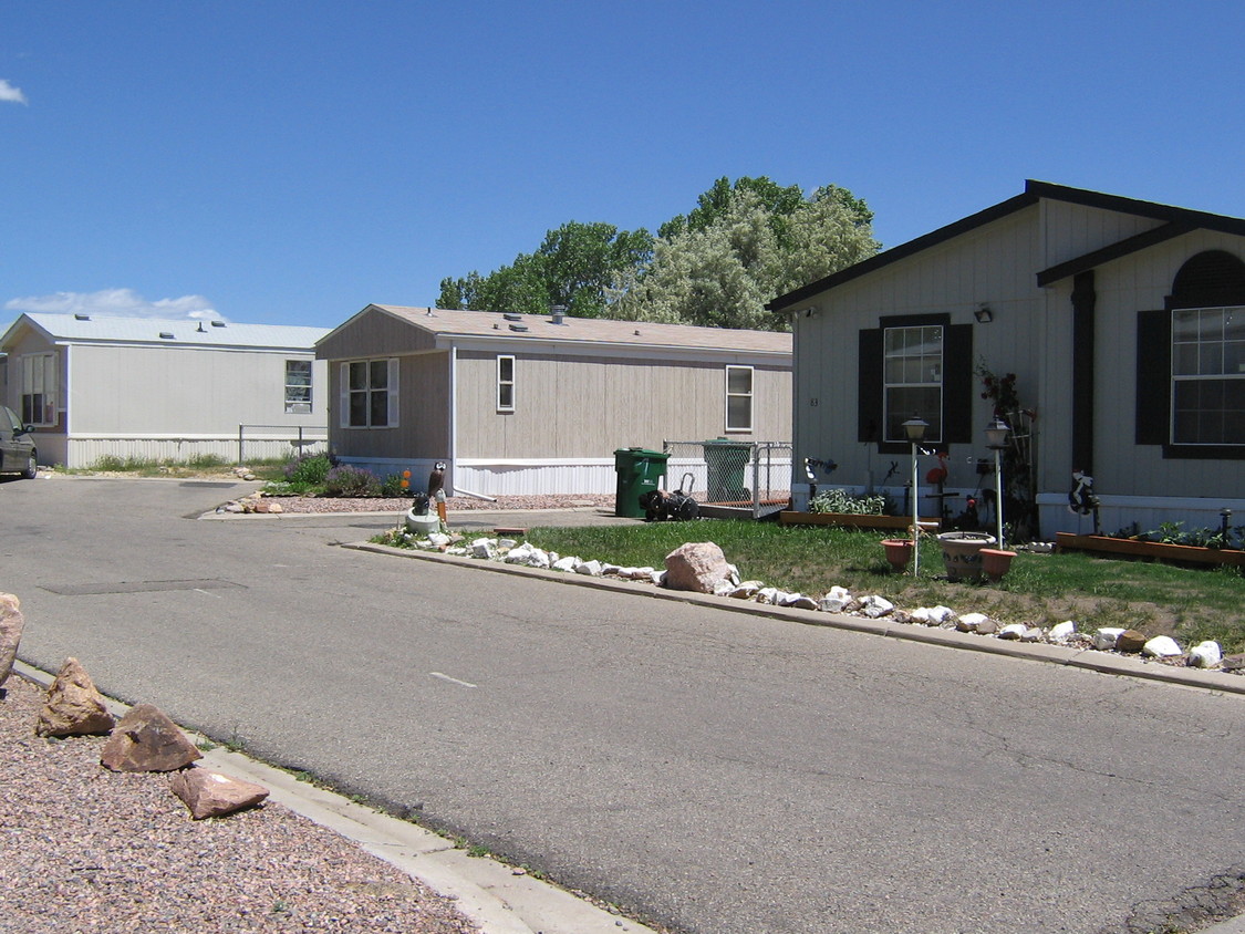 Primary Photo - Lamp Lighter Mobile Home Park