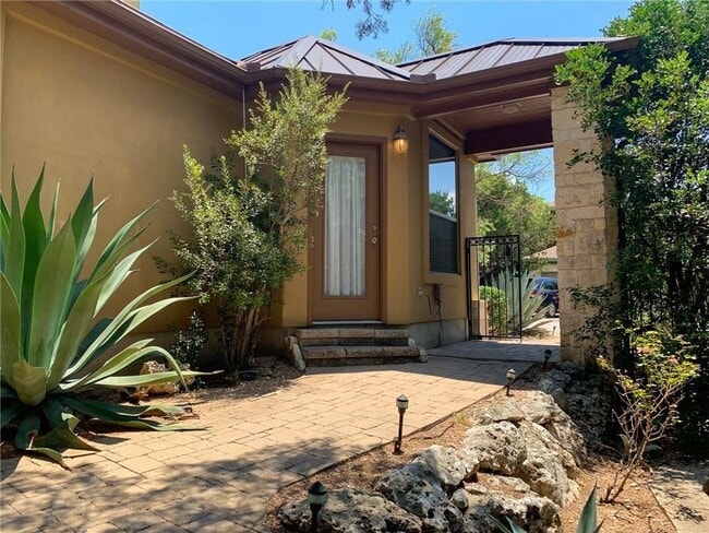 Building Photo - 8629 Toro Creek Cove