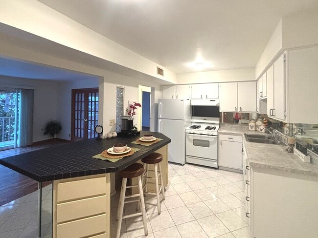 Building Photo - 112 Mullingar Ct