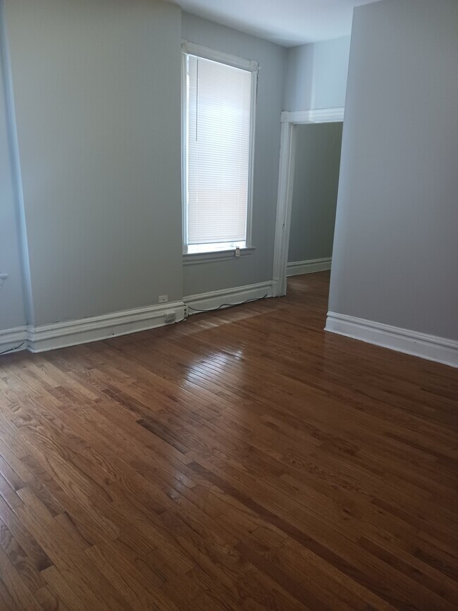 Building Photo - 3622 Hartford Street