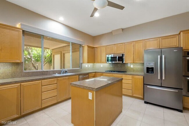 Building Photo - 3 br, 2 bath House - 240 Kavenish Dr