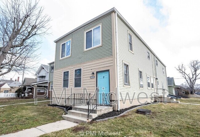 Building Photo - 2461 Shelby St St