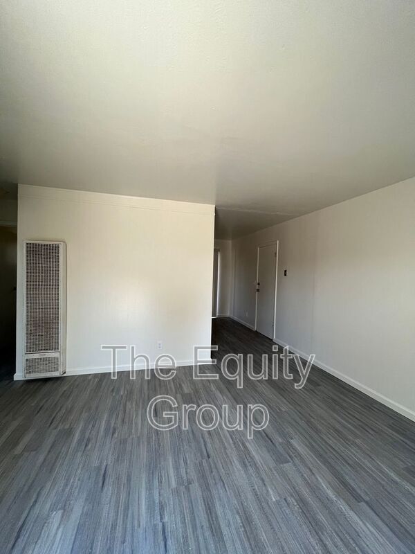 399 S Valencia Blvd Unit 399, Woodlake, CA 93286 Condo for Rent in