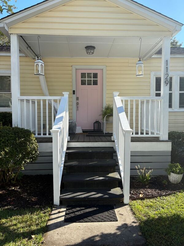 Foto principal - 1129 Brody Ave