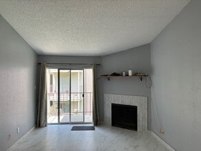 Building Photo - 2120 El Paseo St