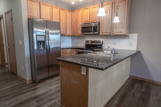 Interior Photo - Granite Shores