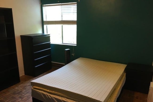 Bedroom Two - 1800 Jefferson Park Ave