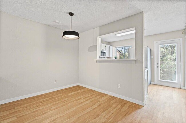 Foto del edificio - 11821 Bittern Hollow