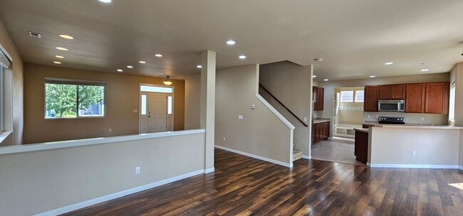 Foto del edificio - Spacious Port Orchard Home