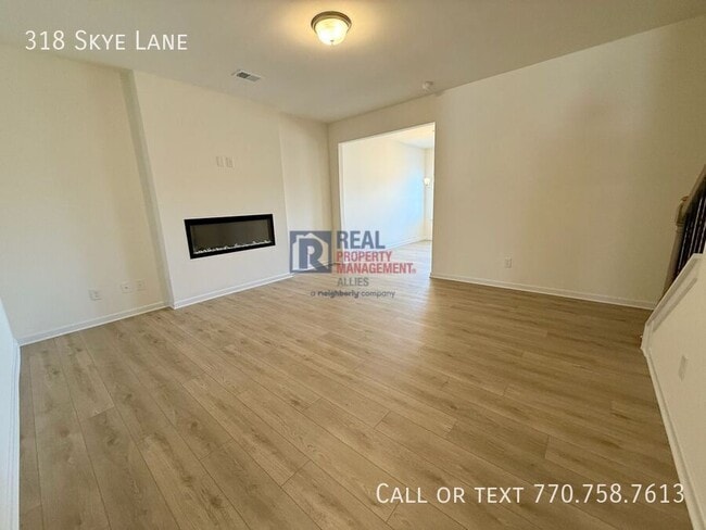 Foto del edificio - 318 Skye Ln