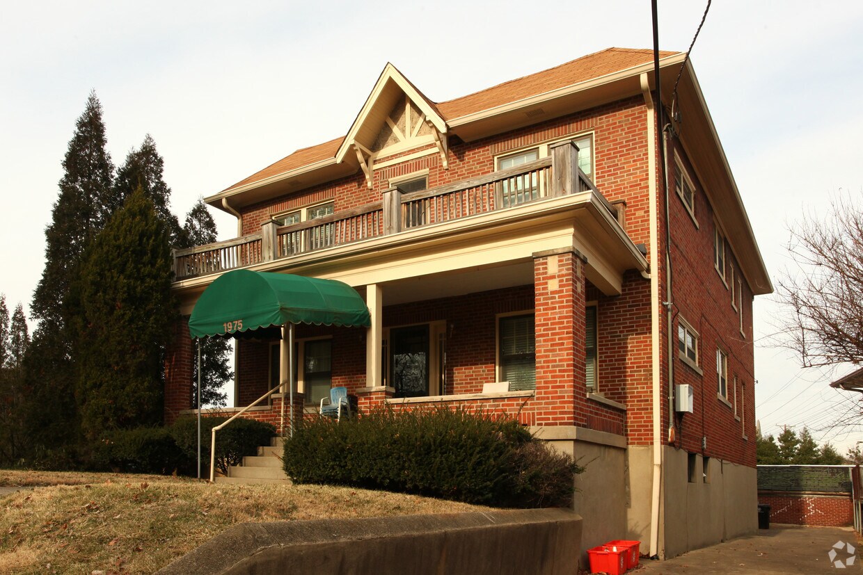 1975 Richmond Dr, Louisville, KY 40205 Apartments in Louisville, KY
