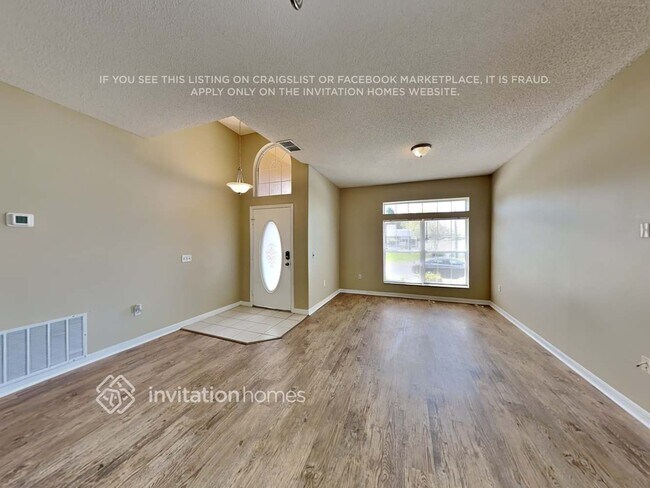Building Photo - 310 Ella Mae Dr