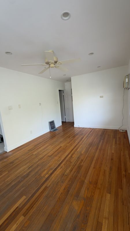Building Photo - 1125 Elm Ave