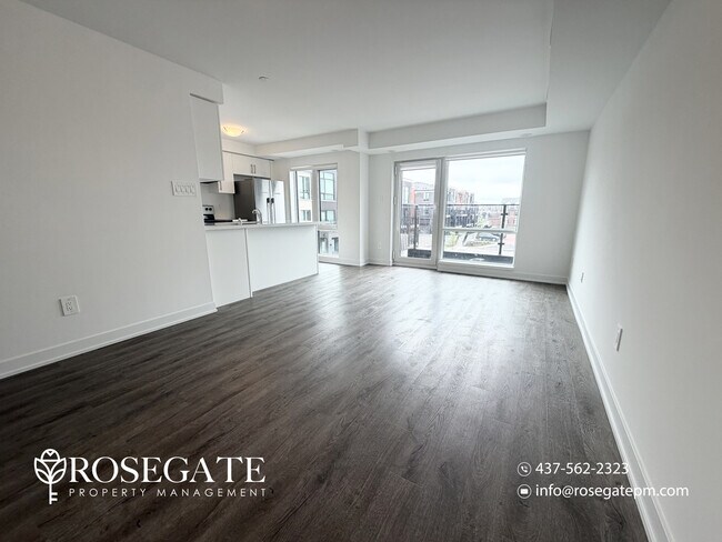 Photo du bâtiment - Modern 3-Floor Freehold Townhome with Private Balcony – Brampton