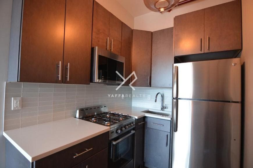 Primary Photo - 1 bedroom in Brooklyn NY 11226