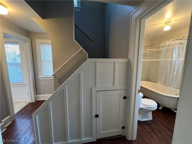 Foto del edificio - 135 Brighton Dr